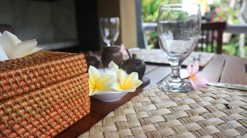 Chez Ida Lägenhet Ubud Exteriör bild
